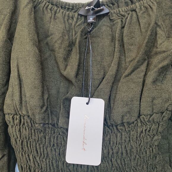 Line & Dot Carmen Cinched Waist Blouse in Olive - Picture 6 of 8